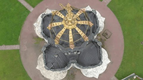 Drone Descending Close Znamenskaya Church