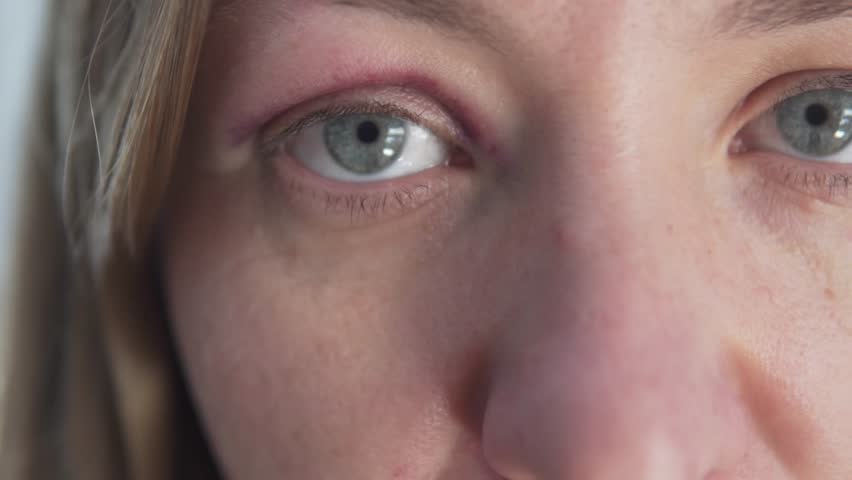 Close-up of a beautiful woman