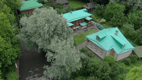 Drone Descending near Lenin Monument Podolsk