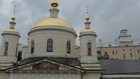 Drone Orbit Descent near Trinity Cathedral Dome