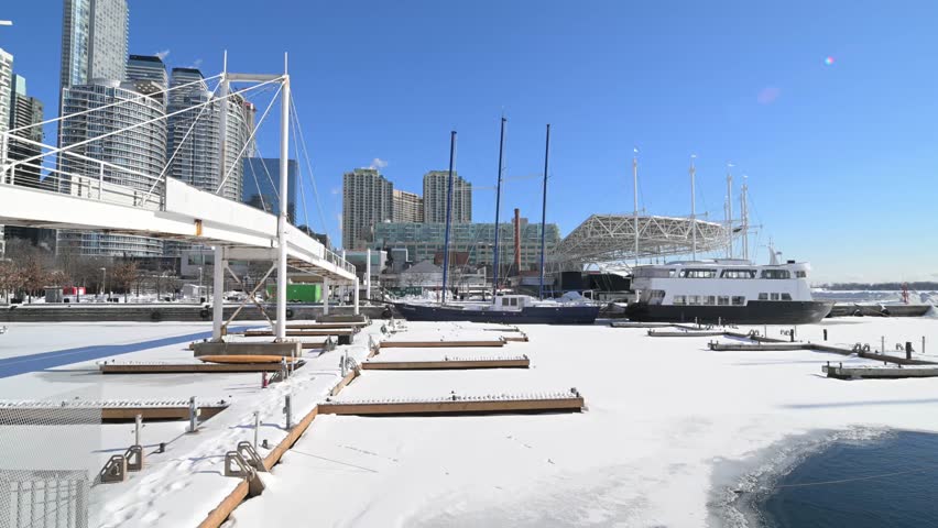 Scenic winter panorama of toronto