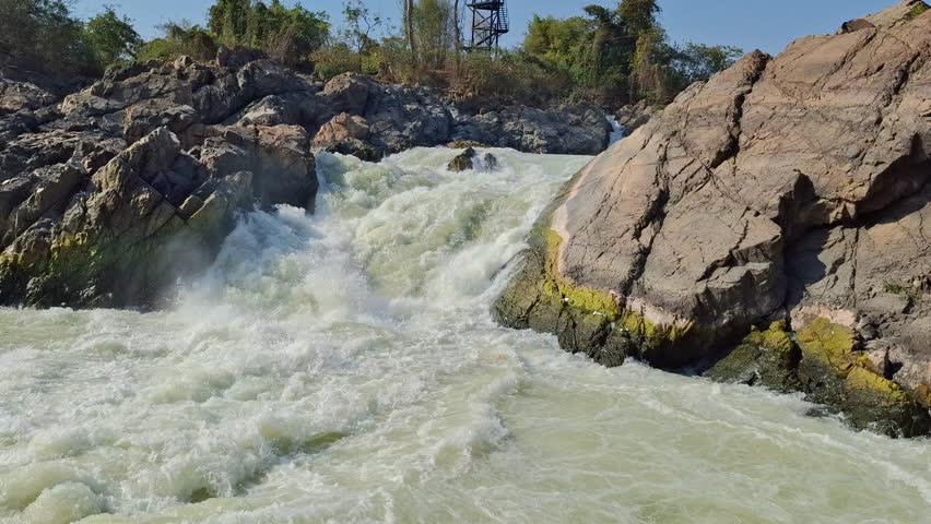 Li Phi (also known as Tad Somphamit) is a massive, rocky waterfall located on Don Khon island within the Si Phan Don (4,000 Islands) archipelago in southern Laos. It is famous for its powerful.