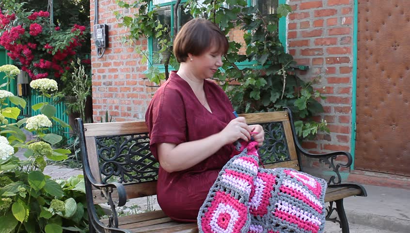 Woman crochet knit