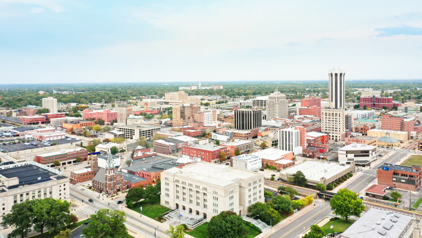 Revealing shot of Springfield and Illinois State Capitol. The Illinois State Capitol, in Springfield, Illinois, houses the legislative and executive branches of the government of the State of Illinois