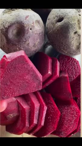 Beta vulgaris, red, beet, antioxidant, beneficial, edible, medicinal,