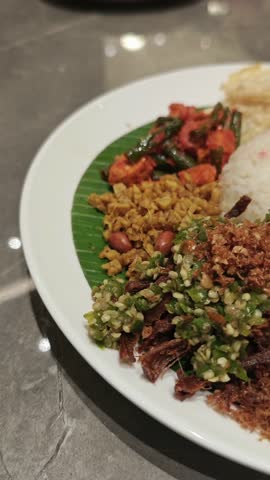 Rice dish with crackers and vegetables 