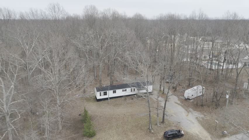 Undeveloped lake property in Tennessee