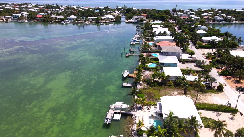 Clear Water and Residential Villas in Key West Florida
