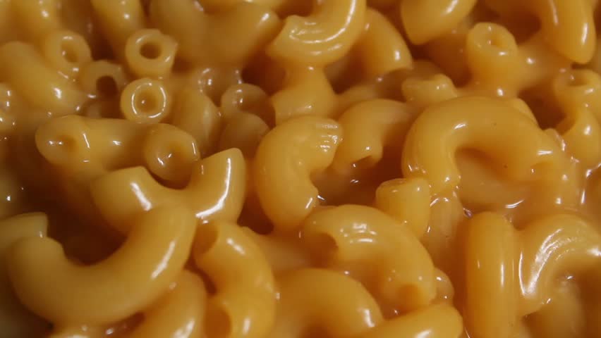 close up of macaroni and cheese