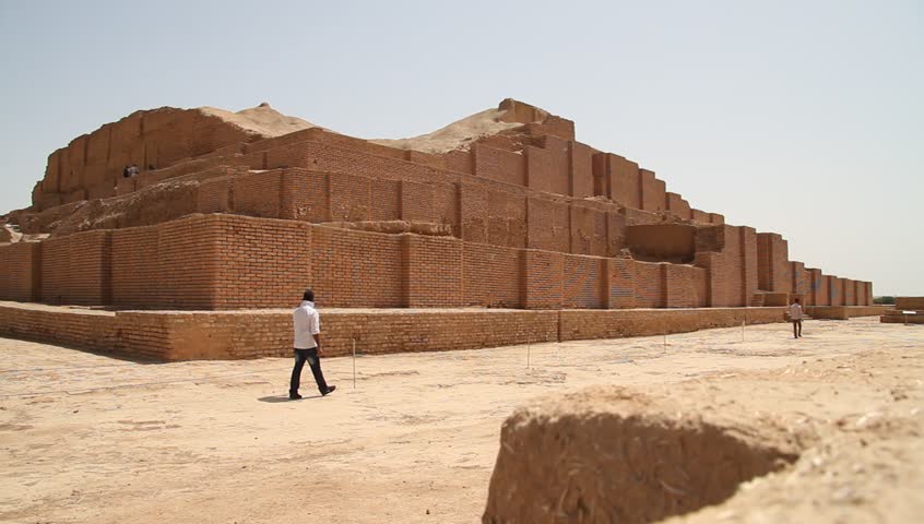 Ziggurat Choqa Zanbil near Shush, Ira