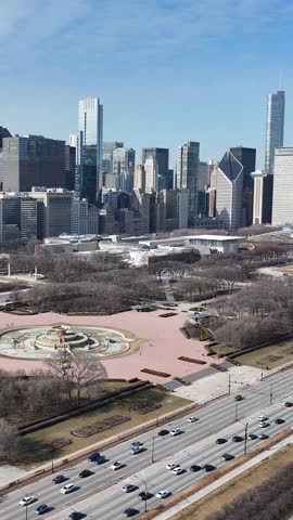 Lakefront Park At Chicago In Illinois United States. Downtown District. Highrise Buildings Landscape. Lakefront Park At Illinois United States. Metropolitan Park. Stunning Cityscape.