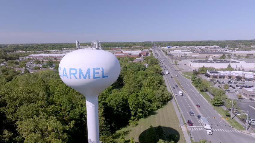 Carmel, Indiana water tower with drone video moving in a circle.