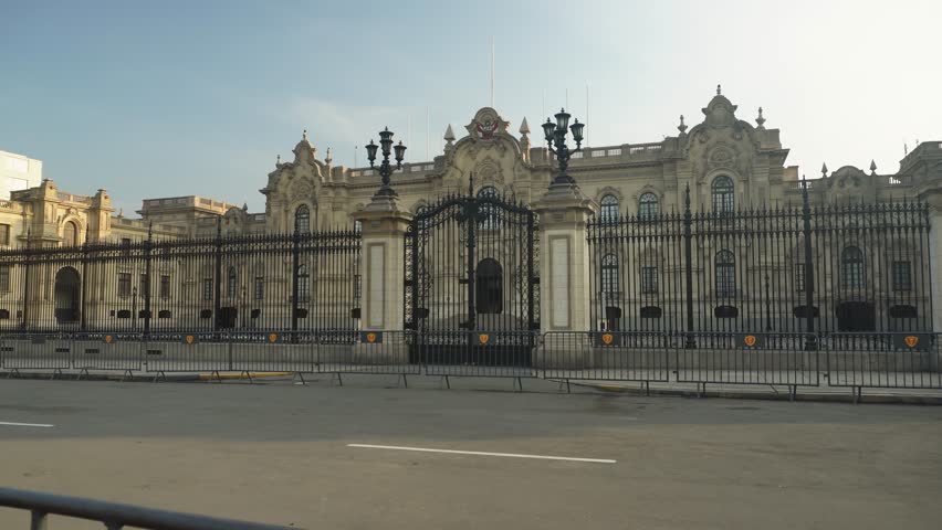 Static shot of the presidential palace of Peru. Located in "Plaza Mayor" in the city center of Lima, Peru. Recorded in the early morning hours.