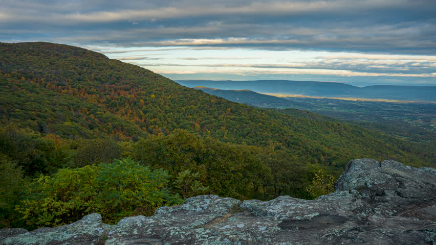 Timelapse of the Sunrise at Shenandoah National Park