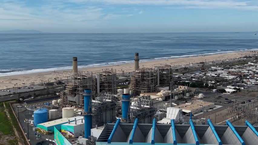 Fossil Fuel refinery in Huntington Beach California