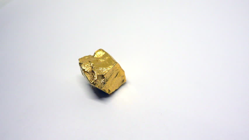 Close view of a gold nugget.