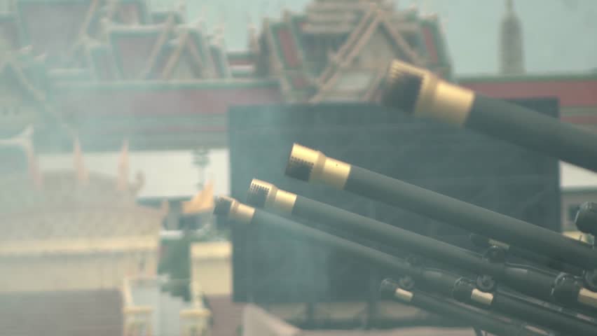 ฉlose-up of artillery firing in slow motion.