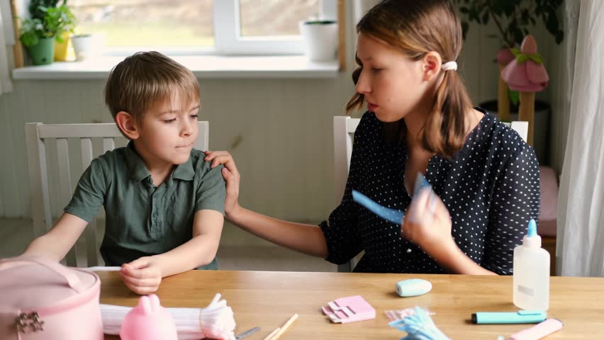 Happy Children Laugh and Fun Make DIY Toys. Kids Crafting from Fluffy wire, Bending Plush. Craft Pipe Cleaners. Leisure on Holidays. Thick Fluffy Chenille Stems for Arts. Supplies, Chenille Stems.