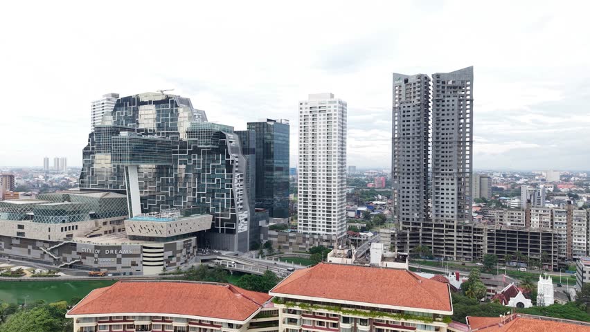 Sky high perspective of Colombo