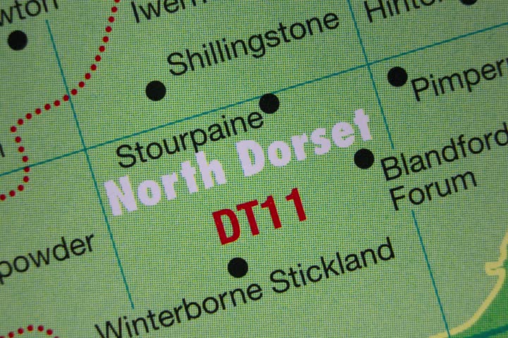 North Dorset - United Kingdom colour atlas map town name of the area zoom in.