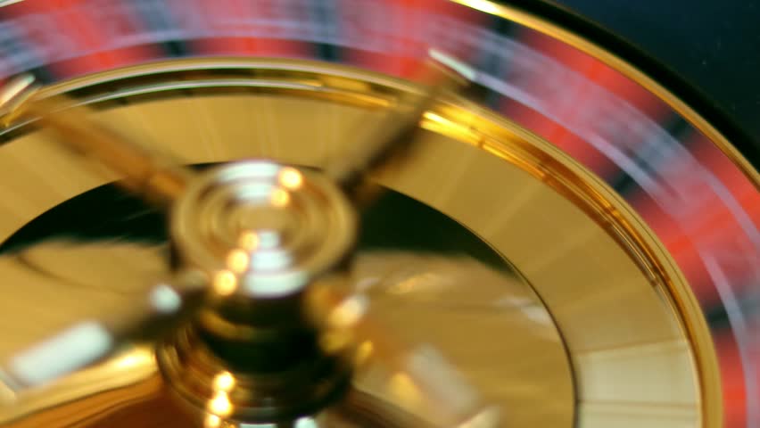 13 on roulette wheel in casino 4K.