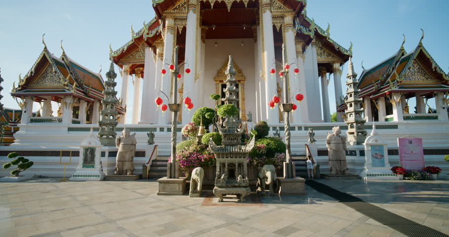Wat Suthat Thepwararam is a first-class royal temple of the Ratchaworamahawihan type, one of only a few in  Bangkok Thailand