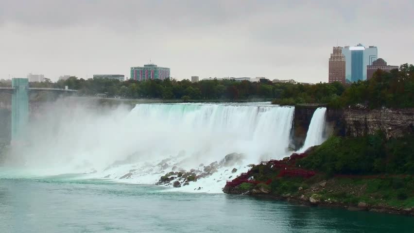 Epic Drive To Niagara Falls holiday travel vacation water park canada waterfalls