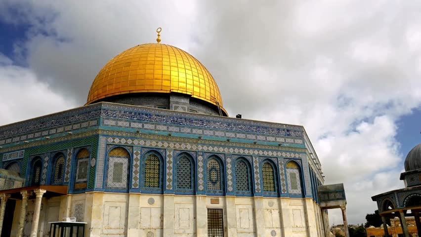 CU of the Dome of the Rock in the heart of old town Jerusalem, Jerusalem palestine and israel dispute land Muslim Temple Mount War background