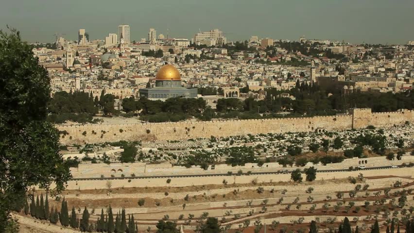 Al Aqsa golden dome of the rock, palestine Dome of the Rock in the Old City of Jerusalem, Israel. Overview of the Western Wall JERUSALEM, Israel.