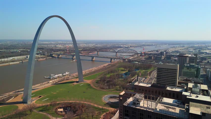 St Louis Missouri Gateway Arch downtown aerial view