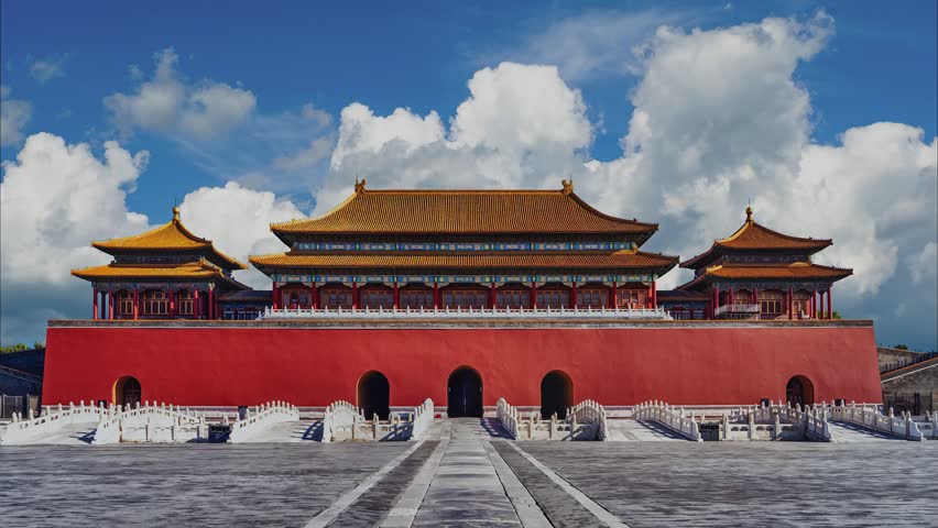 Timelapse video of the Meridian Gate and Golden Water Bridge in Beijing