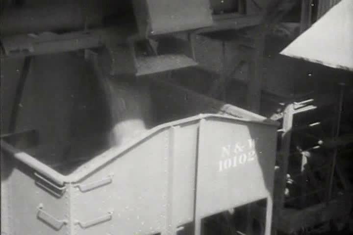 1920s - Mining coal in 1923 includes good scenes of thousands of factory workers.