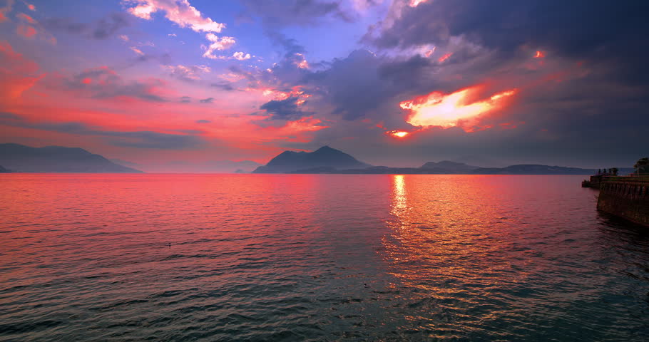 Fantastic sunrise over an Italian lake