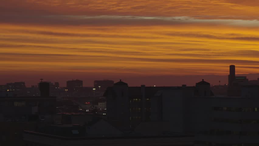 Overall sunset view of San Francisco skyline, Twin Peaks