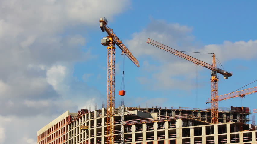 working construction cranes