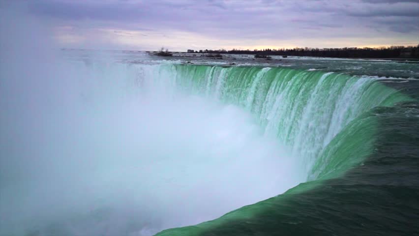 Niagara Falls top lookout view point Niagara Gorge waterfall winter cloudy sunset golden hour Ontario Canada Buffalo USA Niagara River American Horseshoe Bridal Veil Falls mist landscape nature zoom
