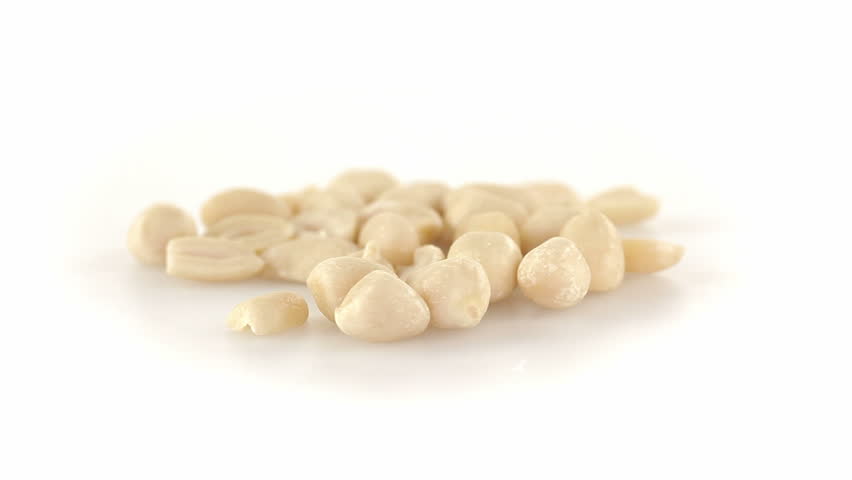 Peanuts many