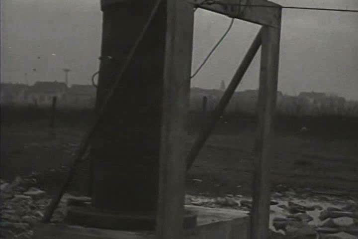 1910s, 1920s - Scenes from the construction of a home.