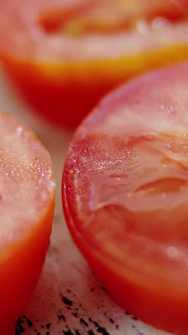 Close-up of fresh sliced tomatoes
