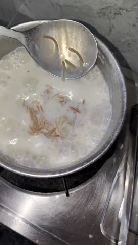 Cooking Seviyan Kheer (Vermicelli Pudding)