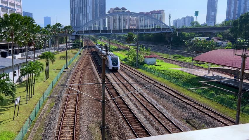 Malaysia Roads and Highways in 4K | Urban Traffic and Public Transport System