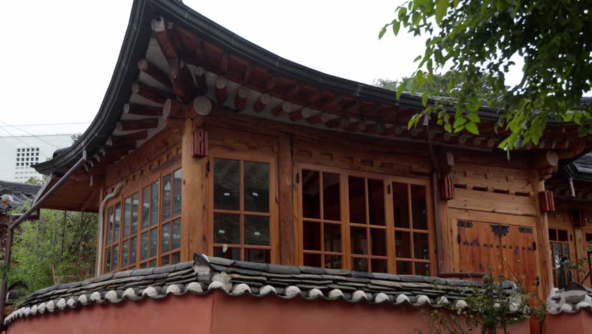 Traditional Korean hanok building in Bukchon Hanok Village, Seoul