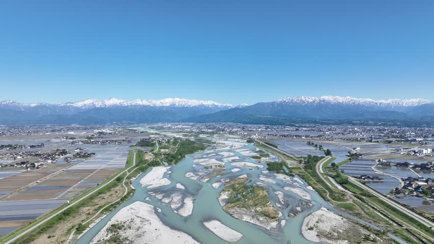 A view of the Kurobe River alluvial fan from the mouth of the Kurobe River in spring.