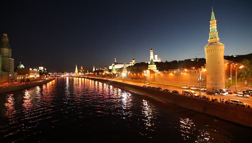Embankment of the Moskva River near the Kremlin at night time (HD)