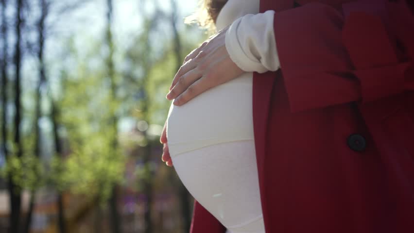 Close-up of a pregnant woman
