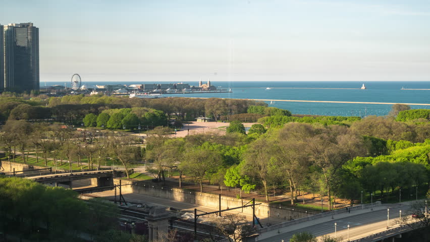 Time Lapse of Chicago Navy Pier and Lake Michigan