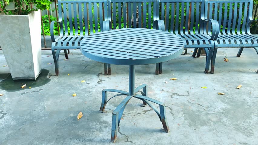Garden table and bench set, for the garden.