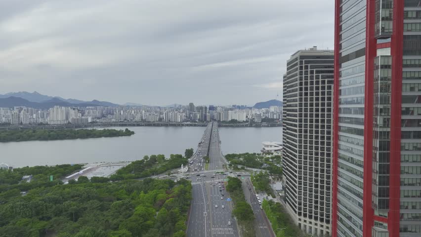 Aerial view of Bamseom Island and the Han River with the Yeouido skyline, Seoul, South Korea.