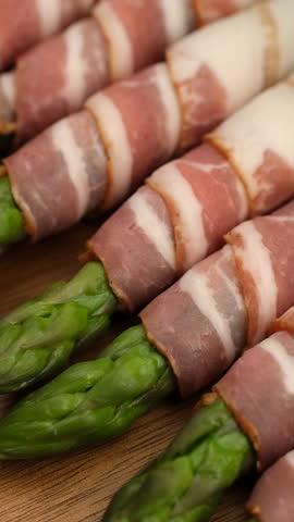 Cooking Bacon wrapped asparagus, rotation