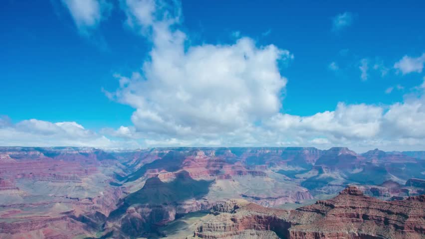 time-lapse clouds moving at nature hiking spot view enjoy sunset. Gimbal shot of Dead Horse Point State Park, Utah, USA. UHD, 4K Aerial